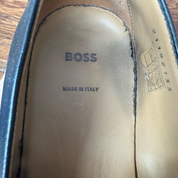 Boss Men\'s Classic Black Leather Slip-Ons Loafers Size 9 main image 9